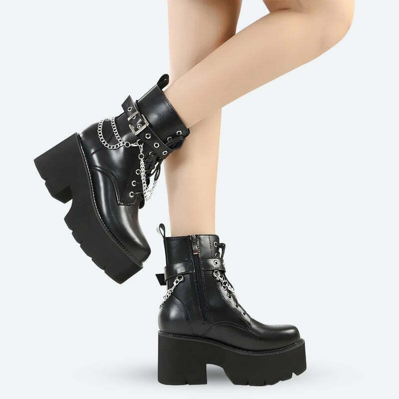 Chunky Boots: Embrace Y2K Fashion with 2000s Style Footwear