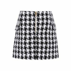 Trendy Y2K Mini Skirt - Embrace 2000s Fashion with Chic Style