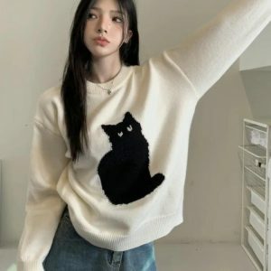 Y2K Aesthetic Cat Sweater: Trendy 2000s Fashion for Unique Style