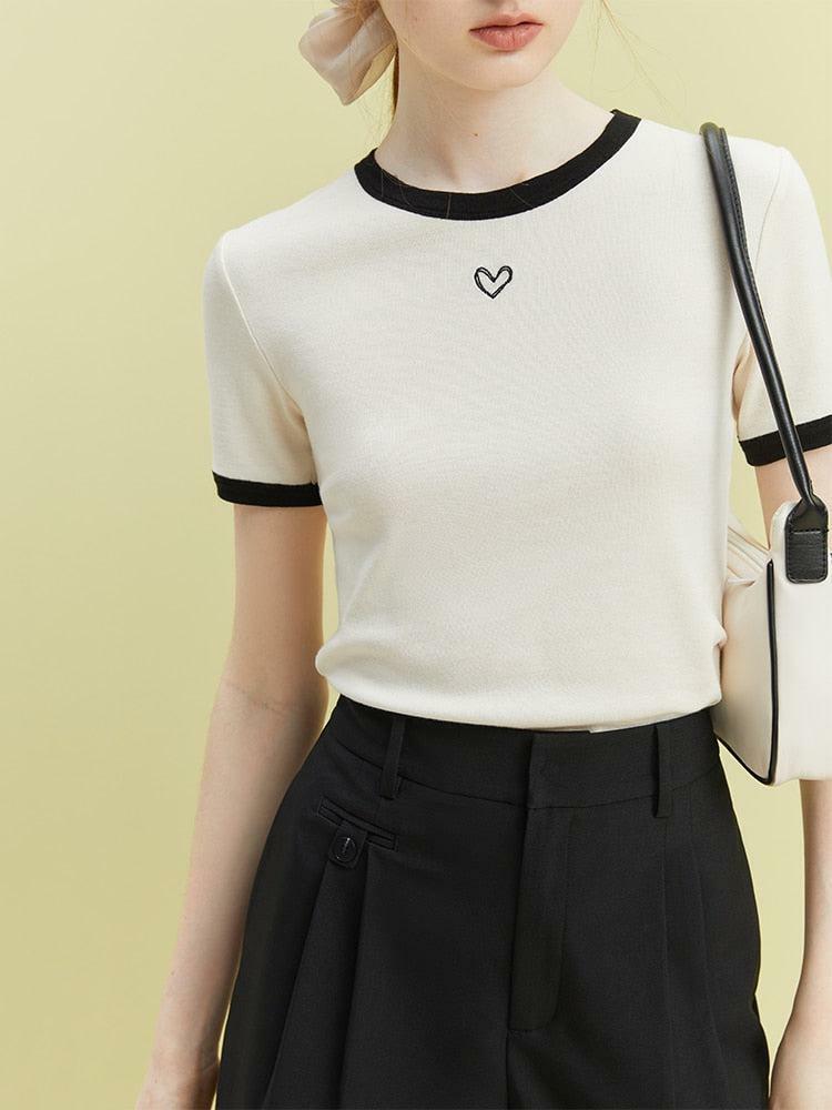 Y2K Aesthetic Minimal Heart Tee - Trendy 2000s Fashion Top