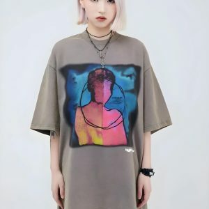 Y2K Fashion Abstract Tee: Trendy 2000s Style for Unique Outfits