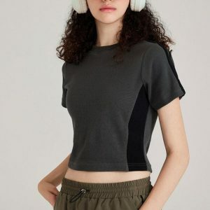 Y2K Fashion Basic Cropped Tee - Trendy 2000s Style for Effortless Looks