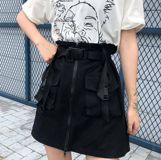 Y2K Fashion Black Cargo Skirt - Trendy 2000s Style for Modern Looks