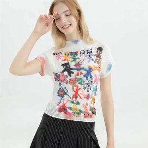 Y2K Fashion Cartoon Figures Printed Top - Trendy 2000s Style Tee