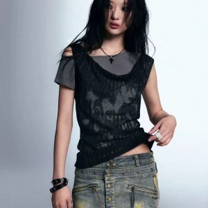 Y2K Fashion Gothic Top: Embrace 2000s Style with Edgy Aesthetic