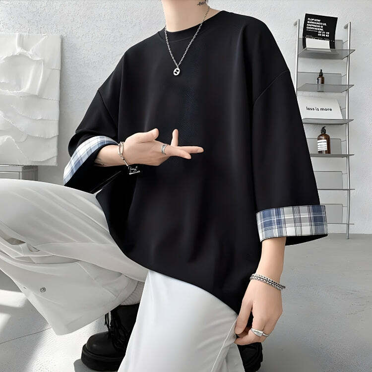 Y2K Fashion Oversized Detailed Tee - Trendy 2000s Style Top