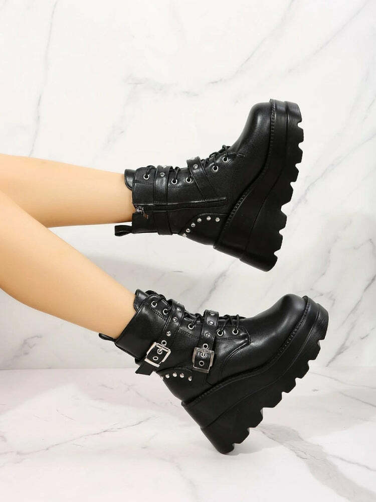 Y2K Grunge Belted Platform Boots - Retro 2000s Fashion Statement