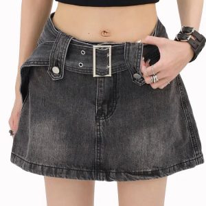 Y2K Grunge Buttoned Belt Loop Mini Skort - 2000s Fashion Essential