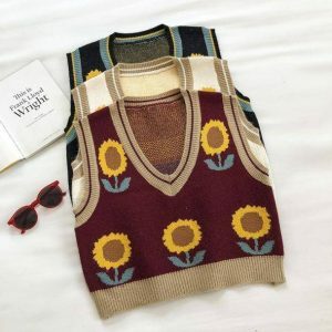 Y2K Vintage Flower Sleeveless Sweater - Retro 2000s Fashion Top